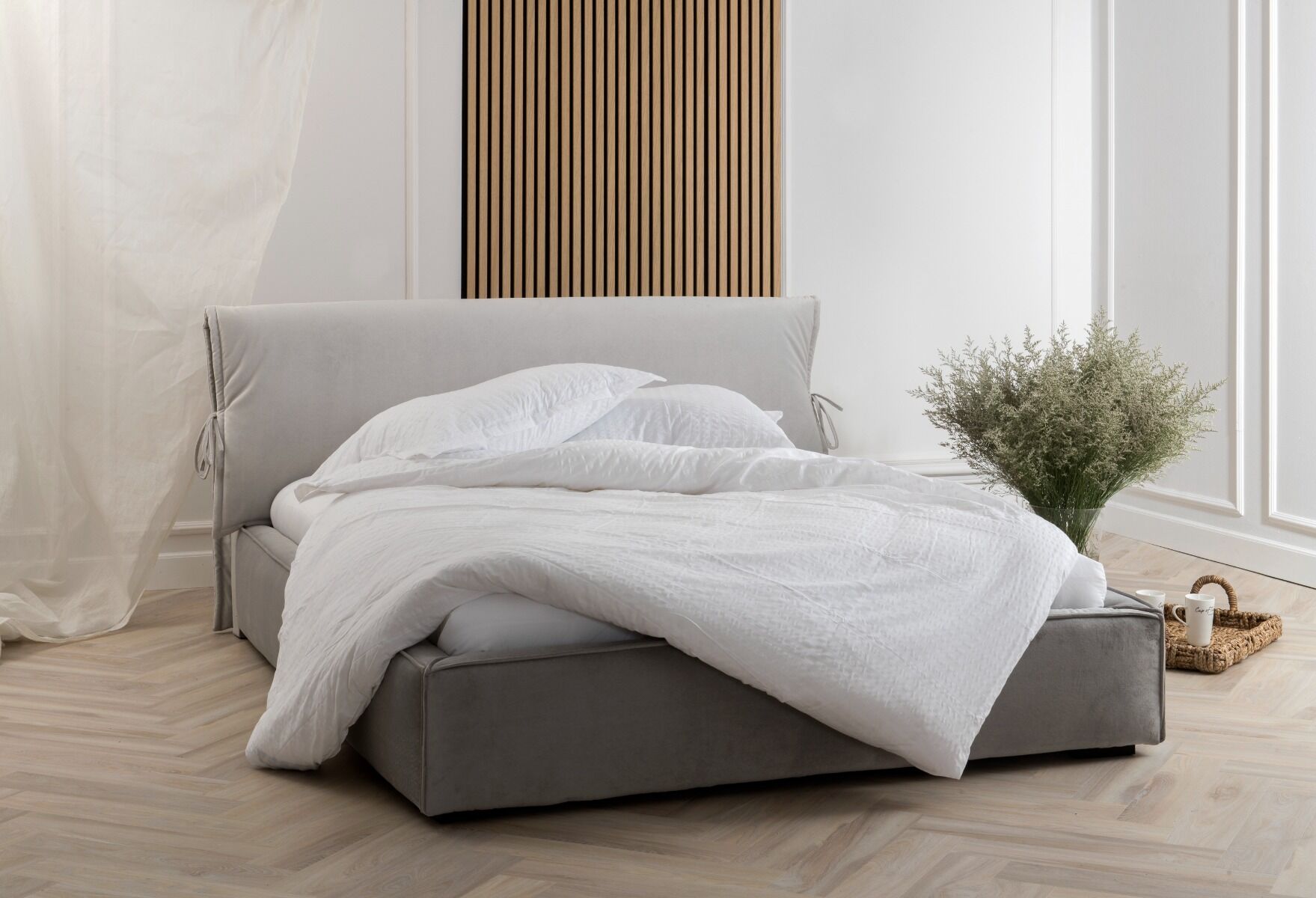 Rama łóżka Essence z pojemnikiem na pościel do materaca 160x200cm